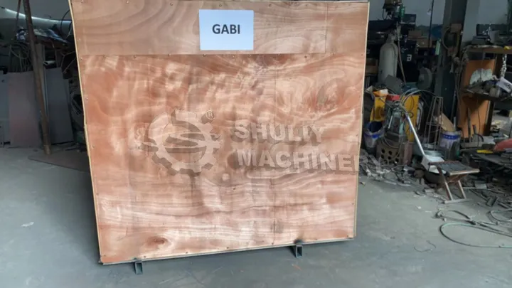 hanger machine packaging for delivery